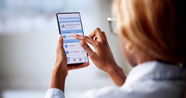 Earned Wage Access Benefits Risks, Compliance, and Payroll Integration